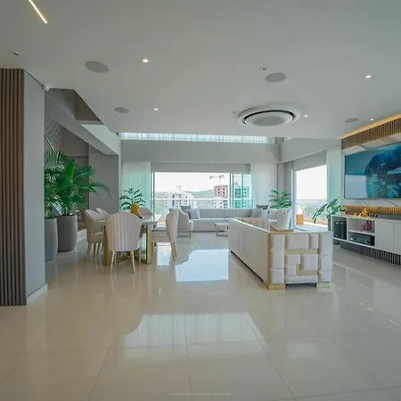 Penthouse Luxury Vista Al Mar