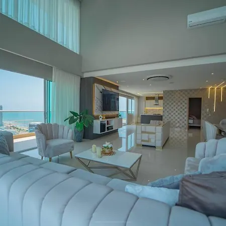 Penthouse Luxury Vista Al Mar